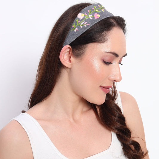 Sirevest Mystic Floral Charm Band